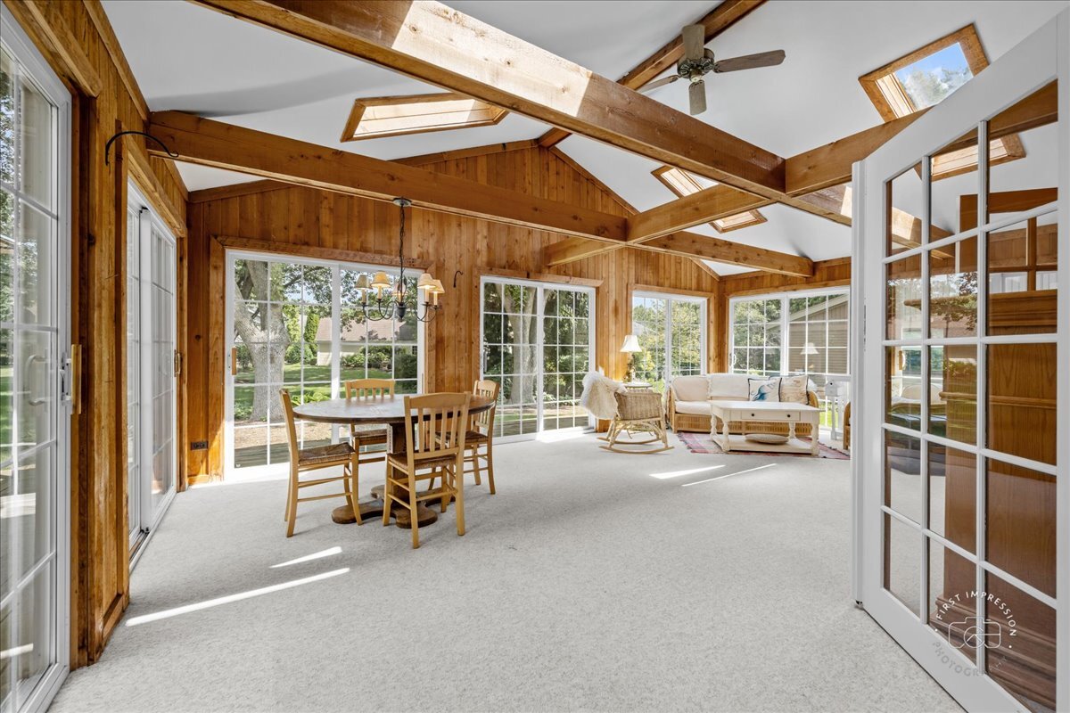 1109 W Bauer Road, Naperville, IL 60563