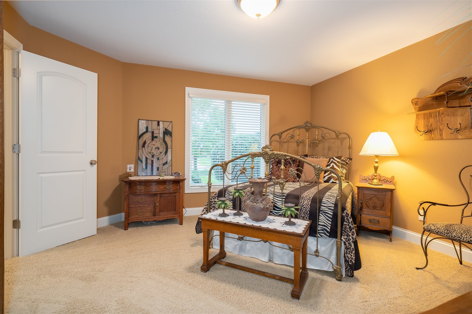 1713 Dunraven Road, Bloomington, IL 61704