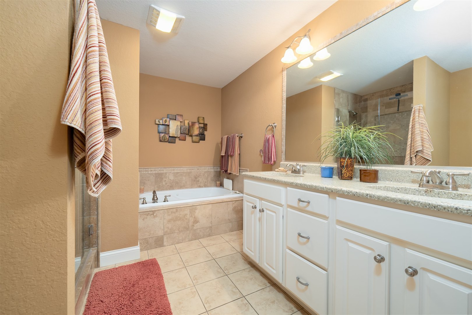 1713 Dunraven Road, Bloomington, IL 61704