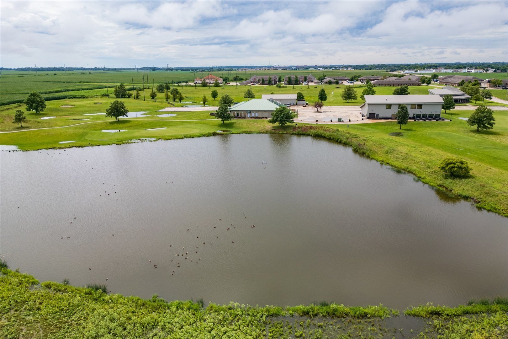 1713 Dunraven Road, Bloomington, IL 61704