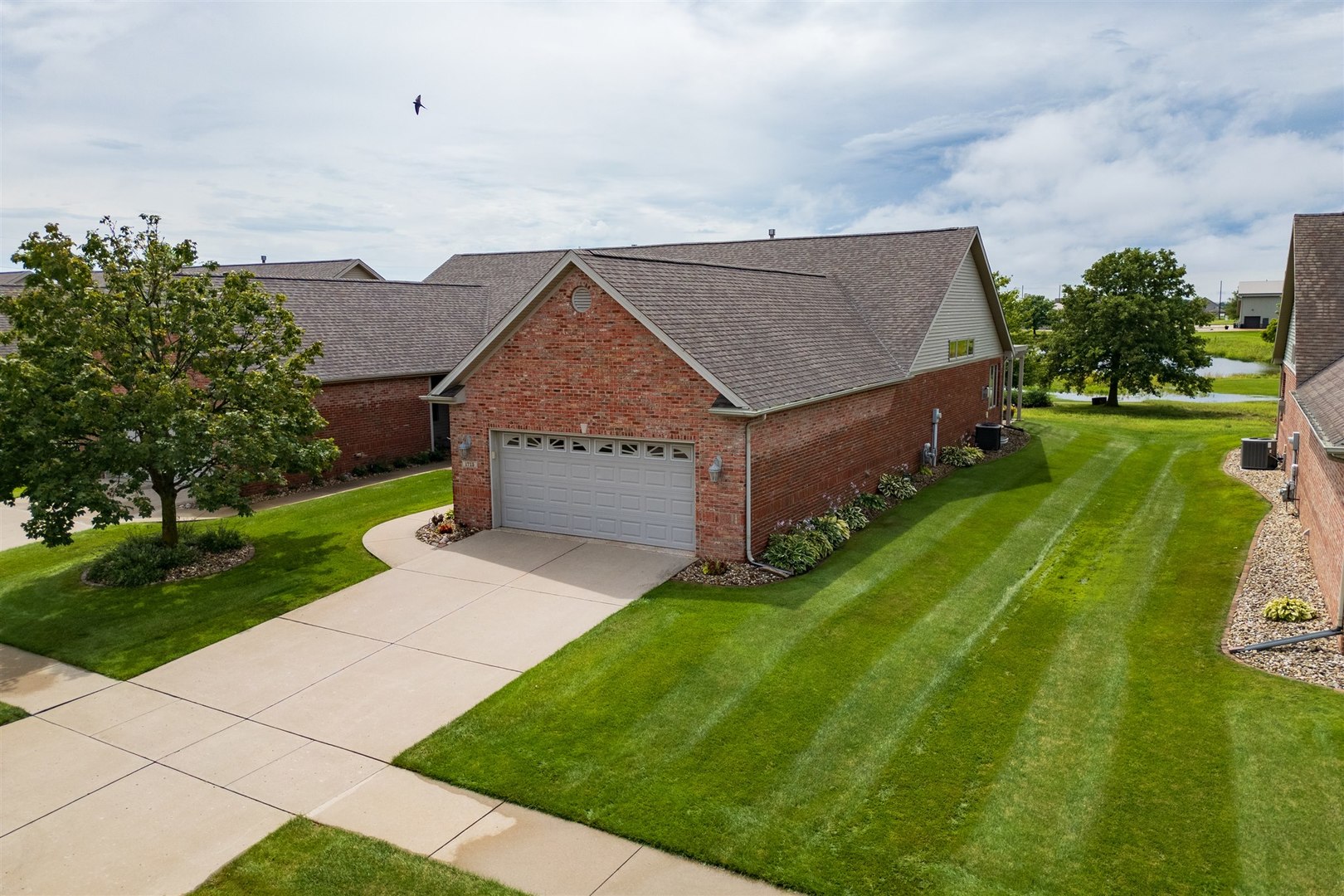 1713 Dunraven Road, Bloomington, IL 61704