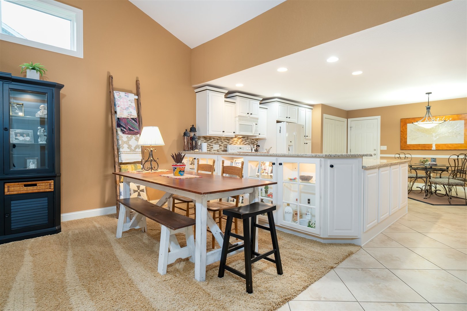 1713 Dunraven Road, Bloomington, IL 61704