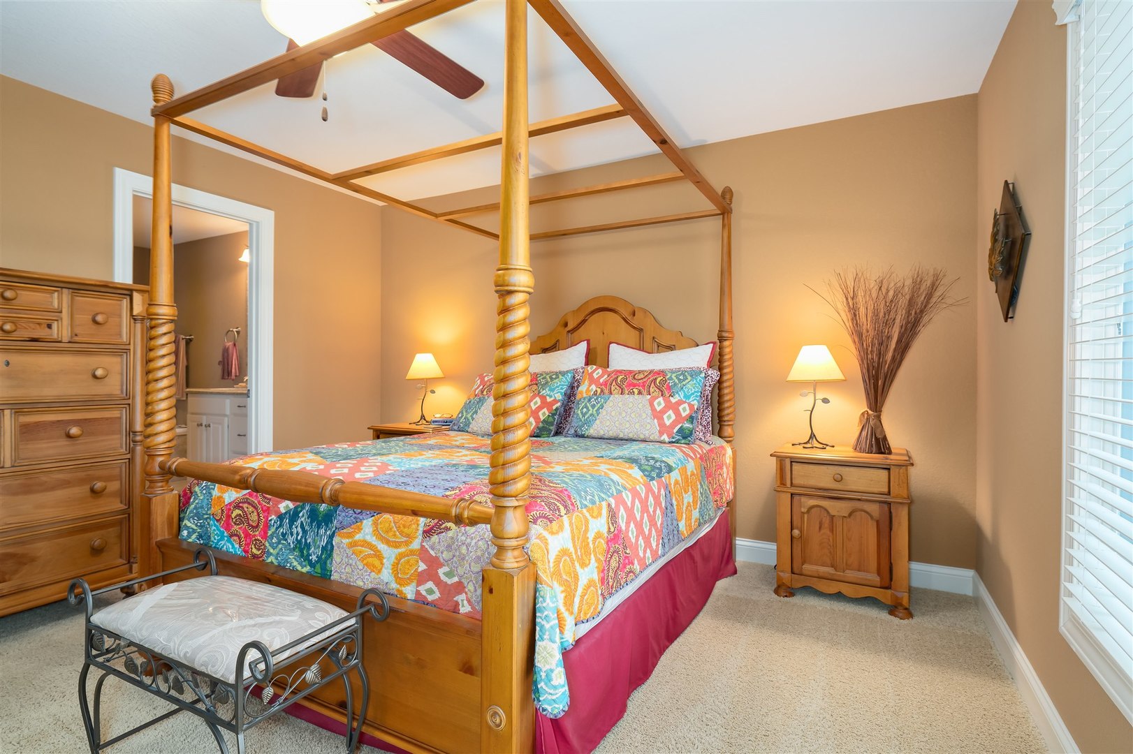 1713 Dunraven Road, Bloomington, IL 61704