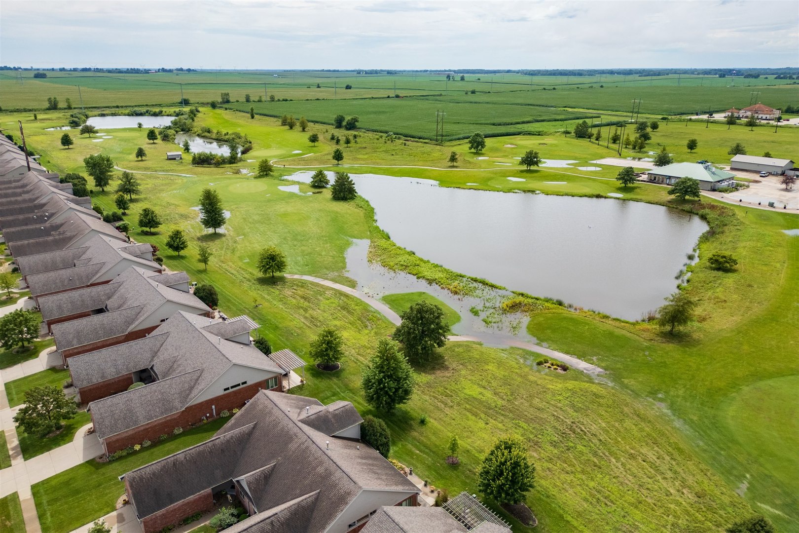 1713 Dunraven Road, Bloomington, IL 61704