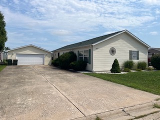 23722 W Lakepoint Drive, Channahon, IL 60410