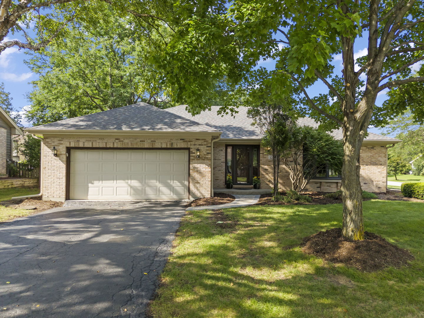 3203 Barnes Lane, Naperville, IL 60564