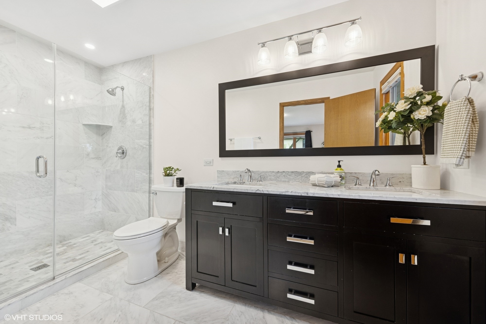 3203 Barnes Lane, Naperville, IL 60564
