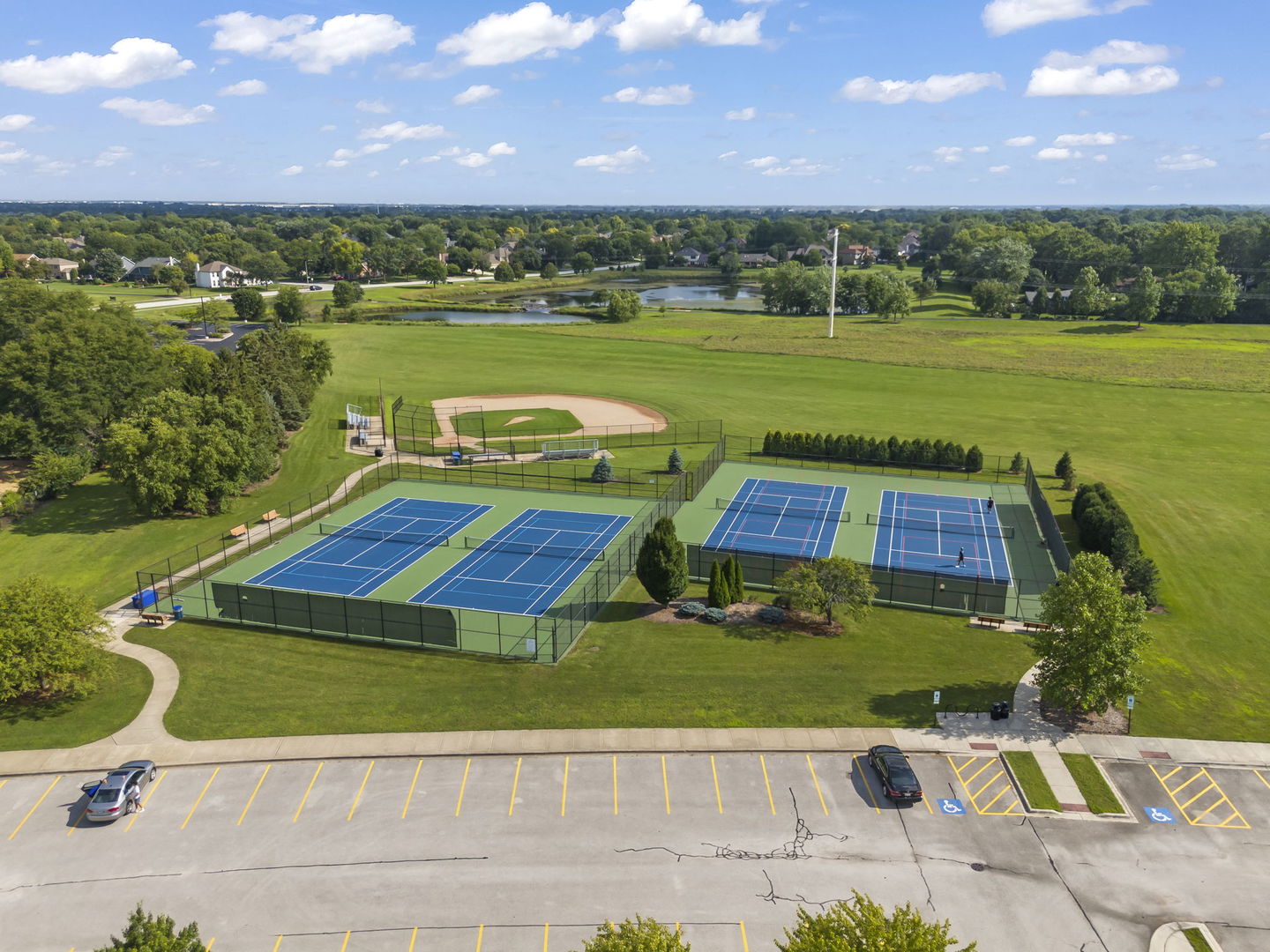 3203 Barnes Lane, Naperville, IL 60564