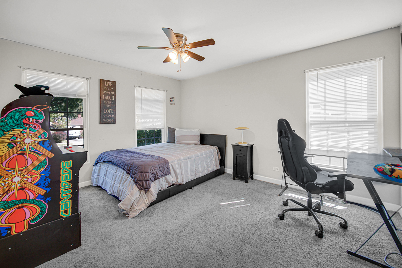 232 May Street, Bensenville, IL 60106