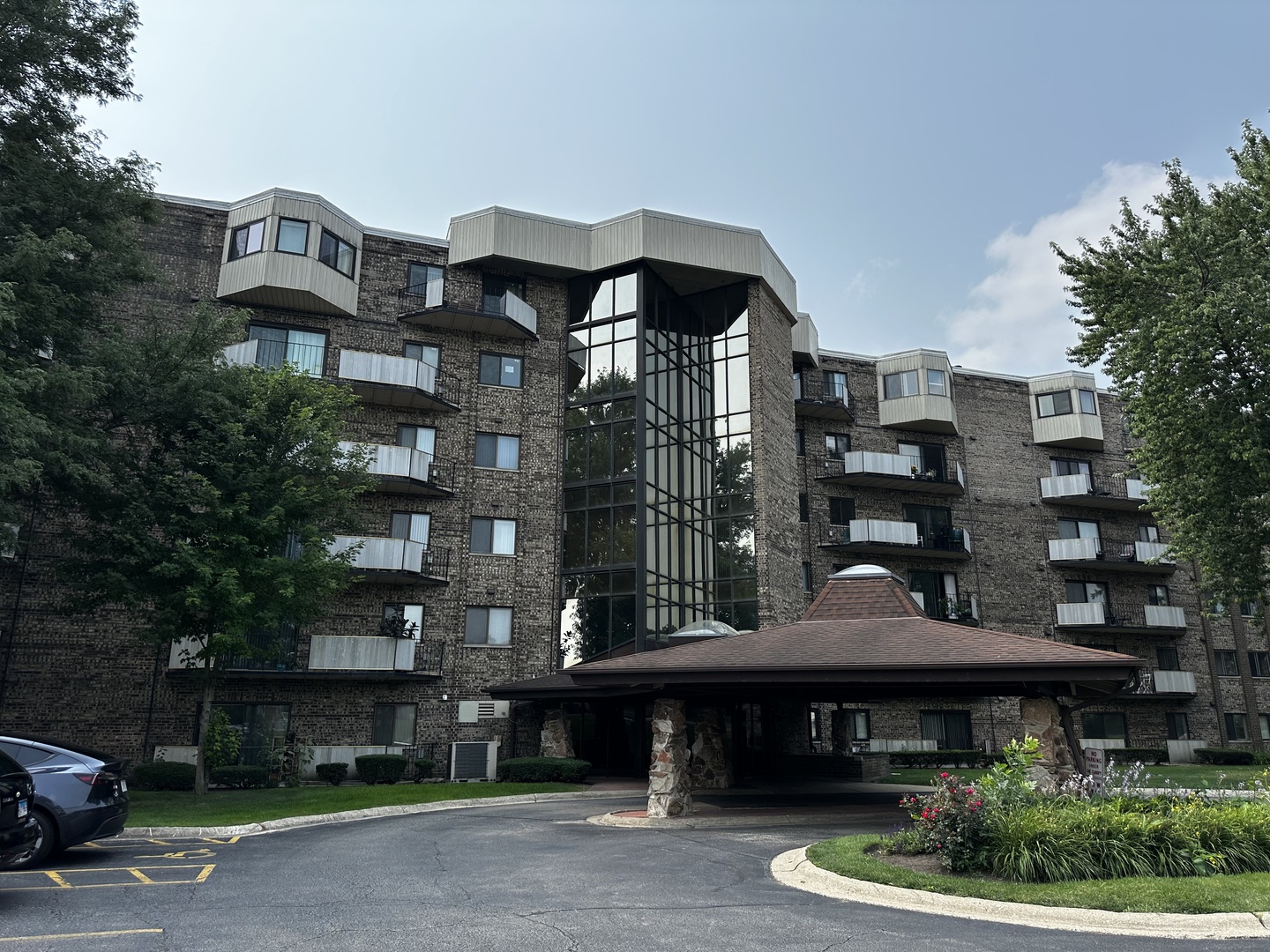 1275 E Baldwin Lane #601, Palatine, IL 60074