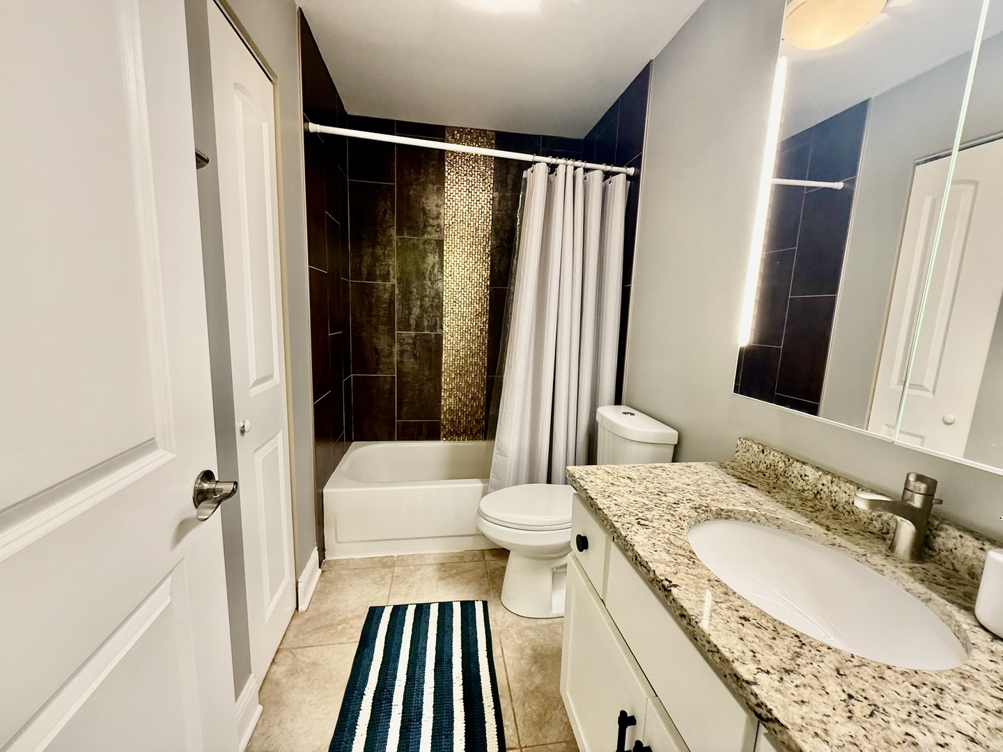 1275 E Baldwin Lane #601, Palatine, IL 60074