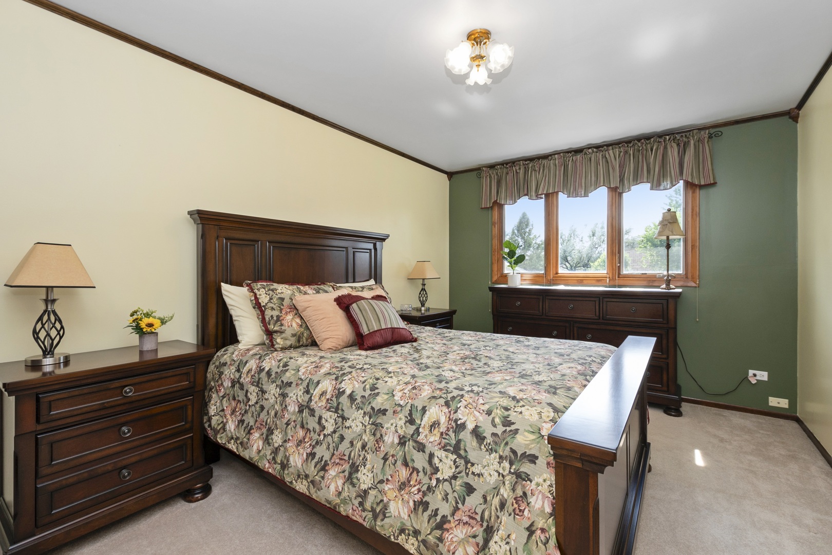8944 Fernwood Court, Orland Park, IL 60462