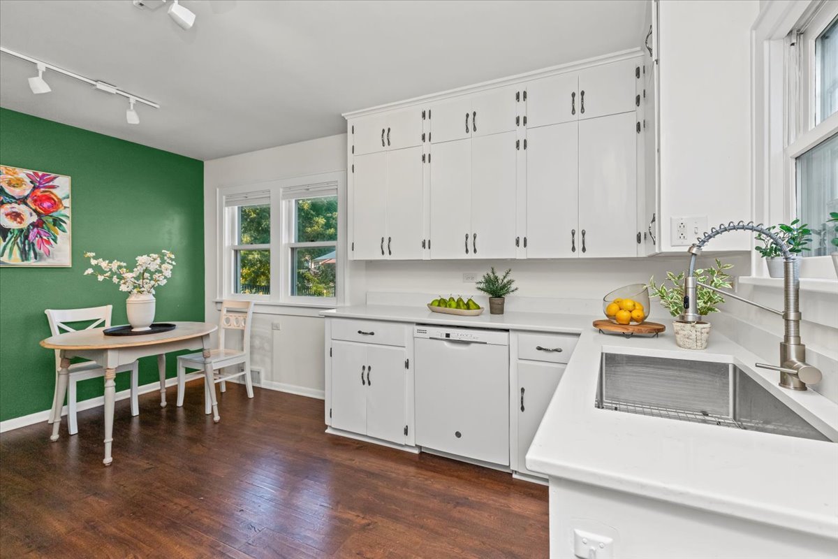 308 S Slusser Street, Grayslake, IL 60030