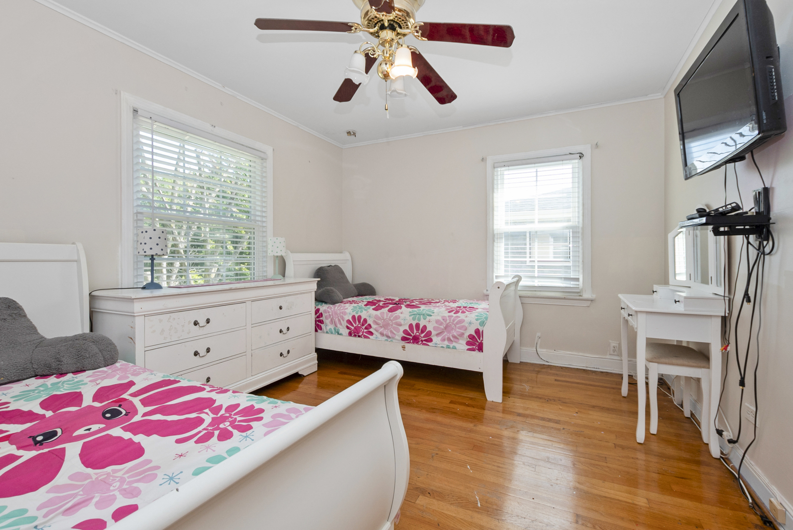 11730 S Oakley Avenue, Chicago, IL 60643