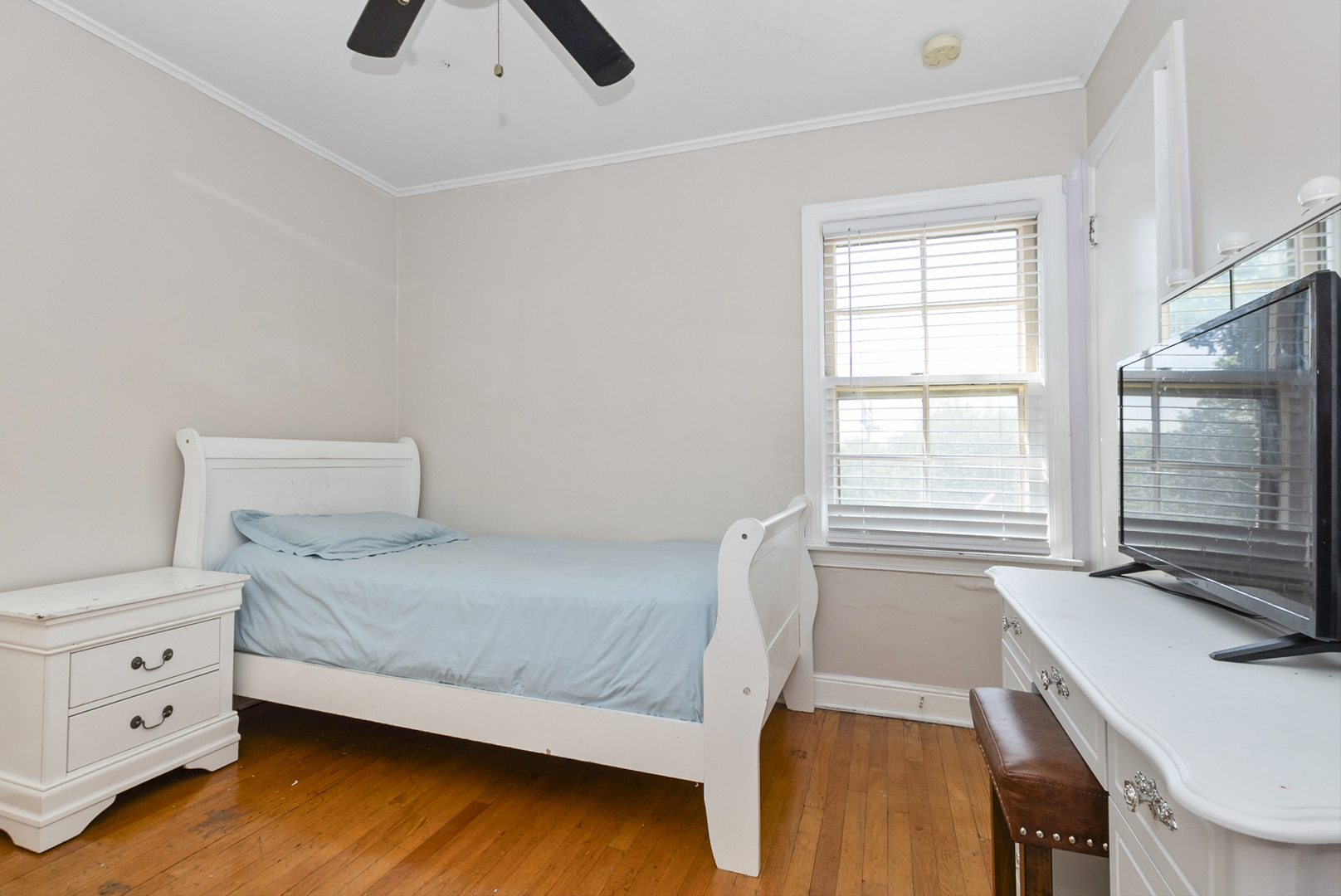 11730 S Oakley Avenue, Chicago, IL 60643
