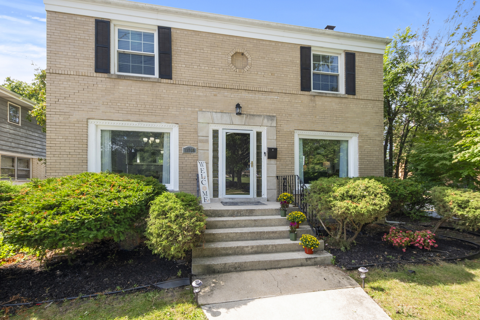 11730 S Oakley Avenue, Chicago, IL 60643