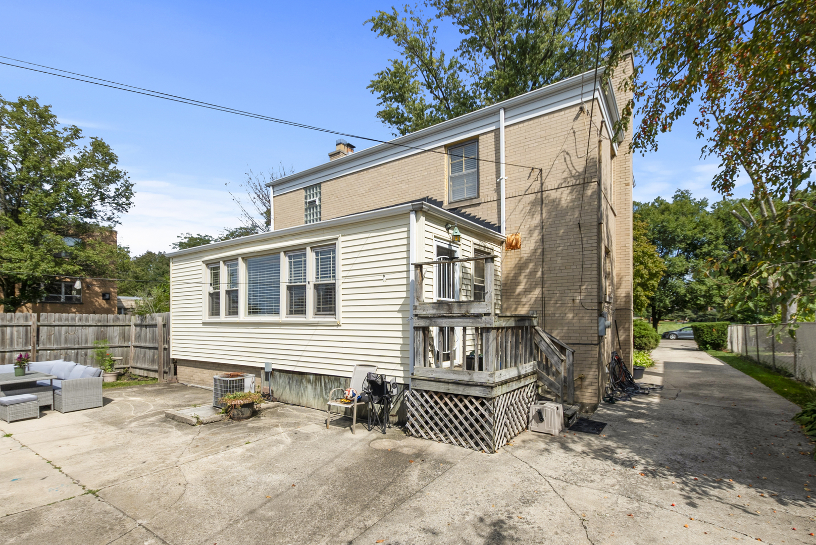 11730 S Oakley Avenue, Chicago, IL 60643