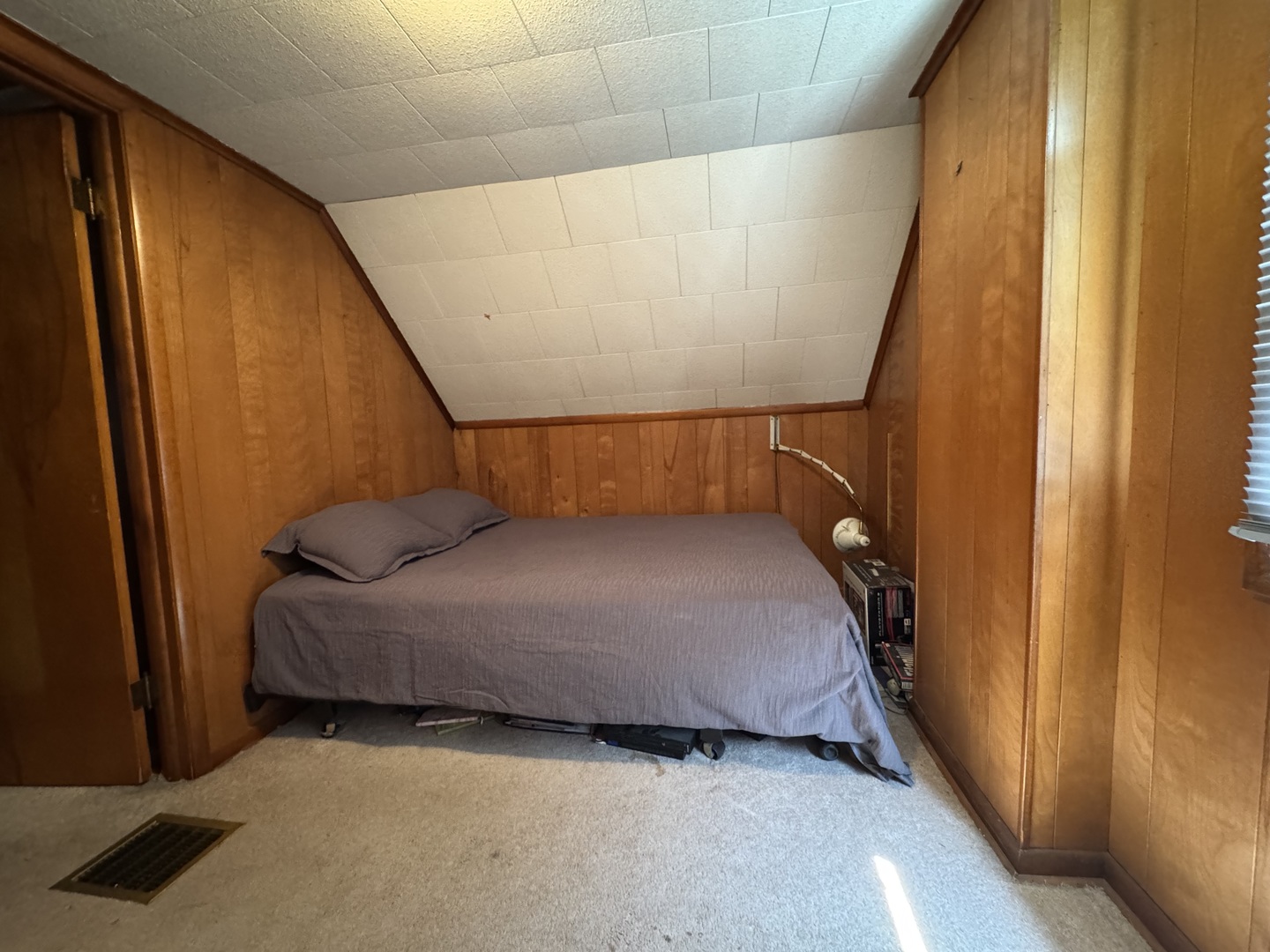 106 163rd Street, Calumet City, IL 60409