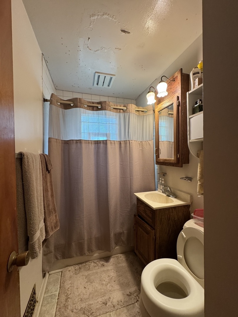 106 163rd Street, Calumet City, IL 60409