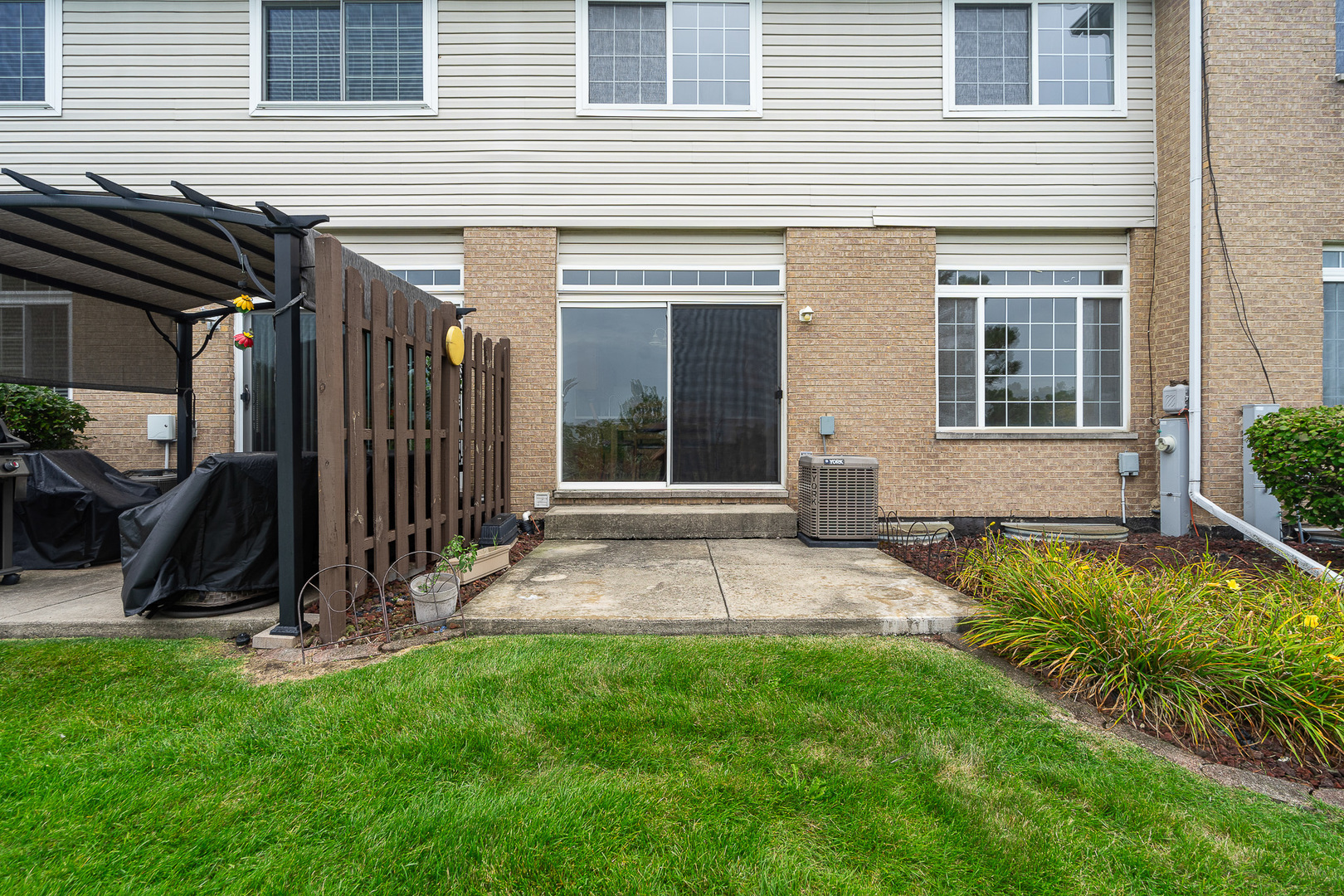 18261 Kirby Drive, Tinley Park, IL 60487