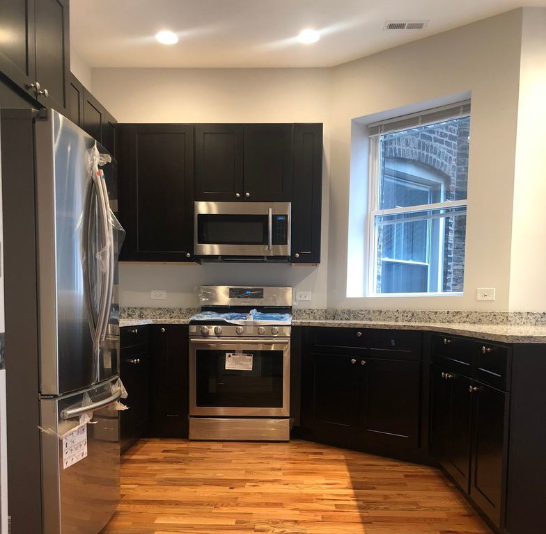 6136 S Ingleside Avenue #2, Chicago, IL 60637
