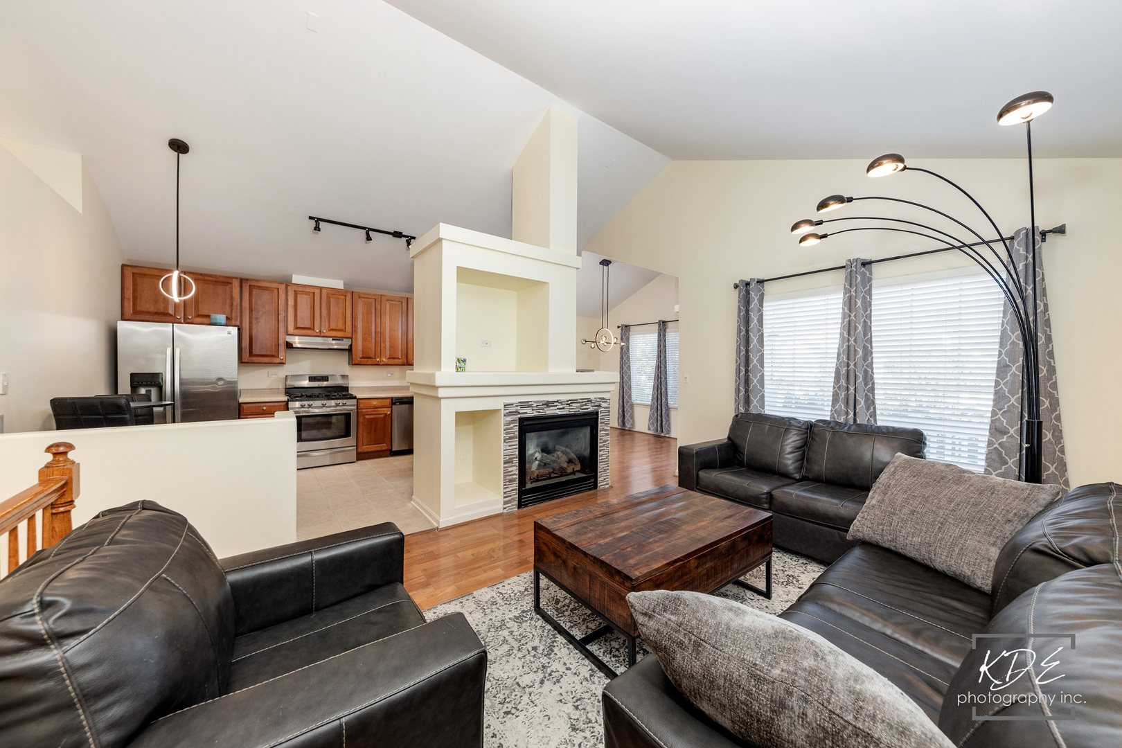 2440 Daybreak Court, Elgin, IL 60123