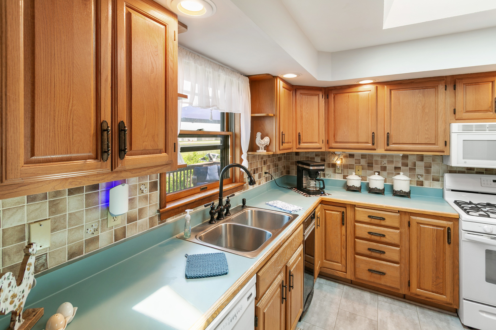 1617 Wright Drive, Sandwich, IL 60548