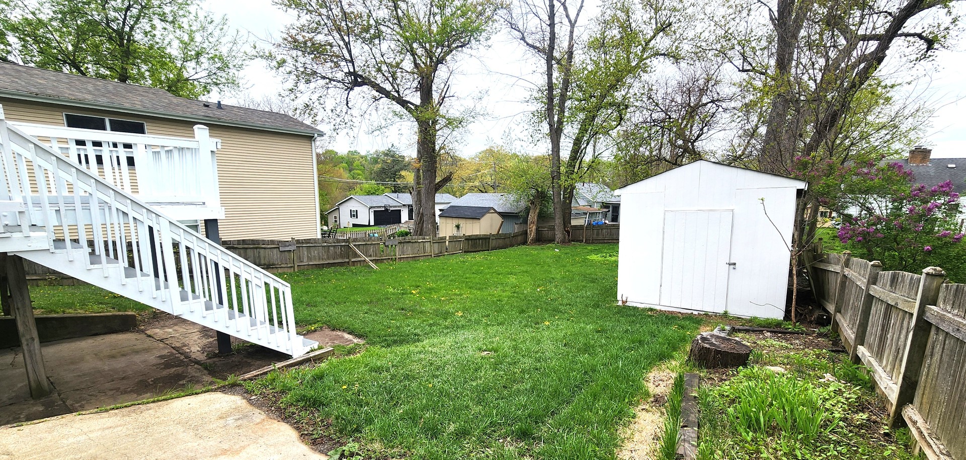 20 S Lake Avenue, Fox Lake, IL 60020
