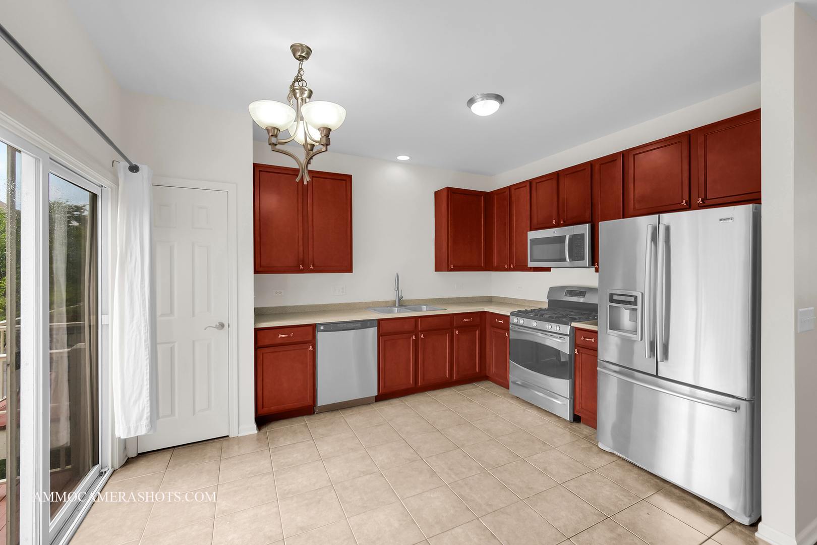 801 Station Boulevard, Aurora, IL 60504