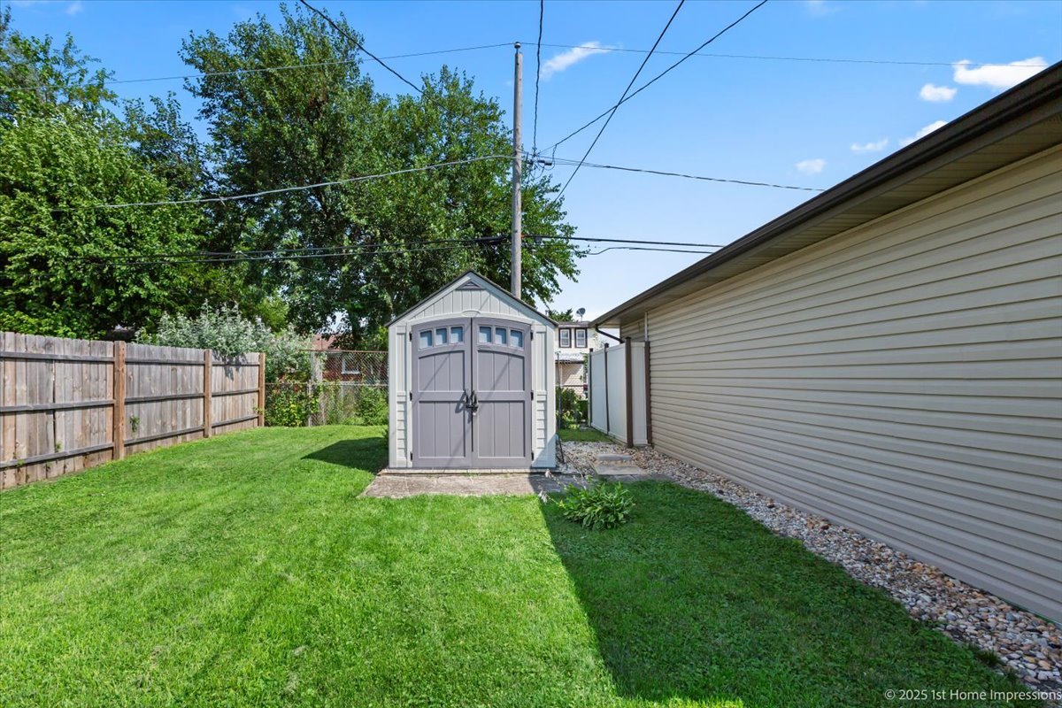 7132 W 73rd Street, Chicago, IL 60638