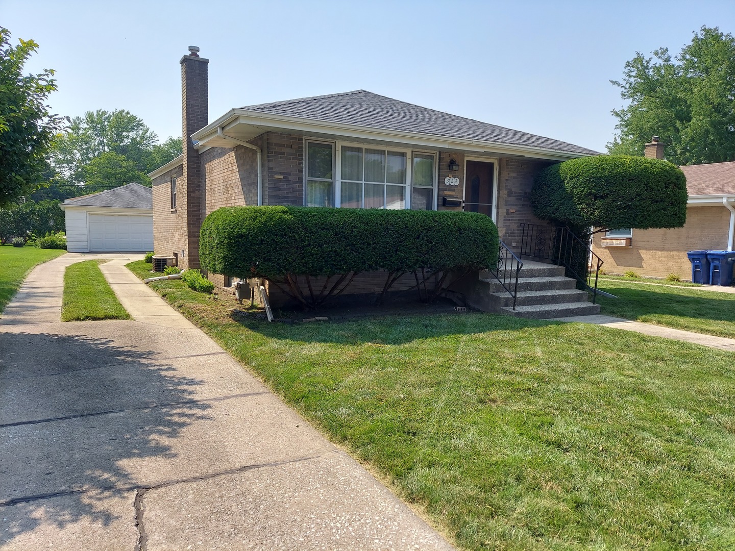 326 Kemman Avenue, La Grange Park, IL 60526