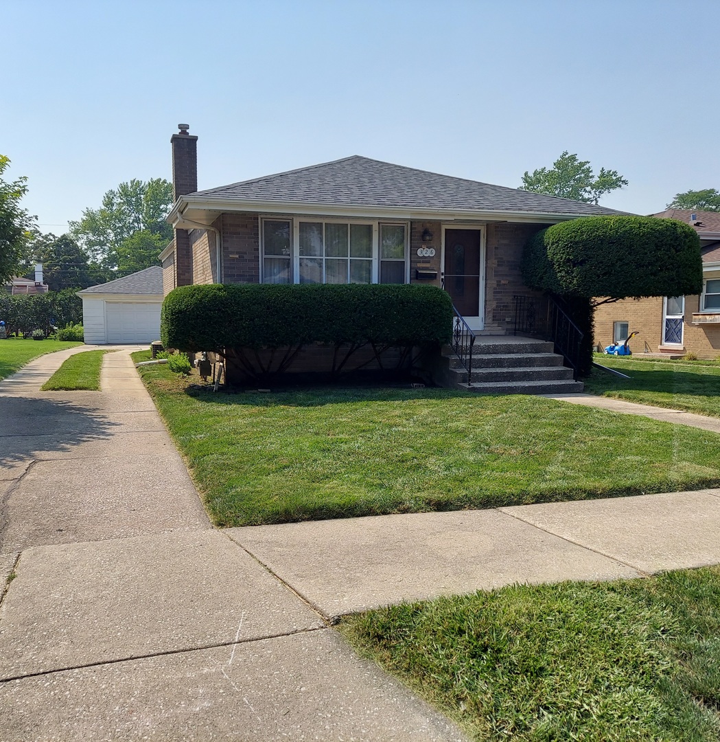 326 Kemman Avenue, La Grange Park, IL 60526