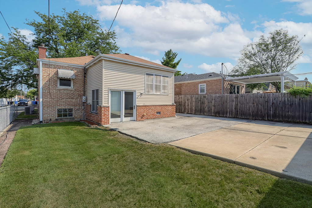 3243 W 112th Place, Chicago, IL 60655