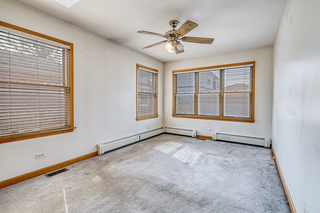 3243 W 112th Place, Chicago, IL 60655