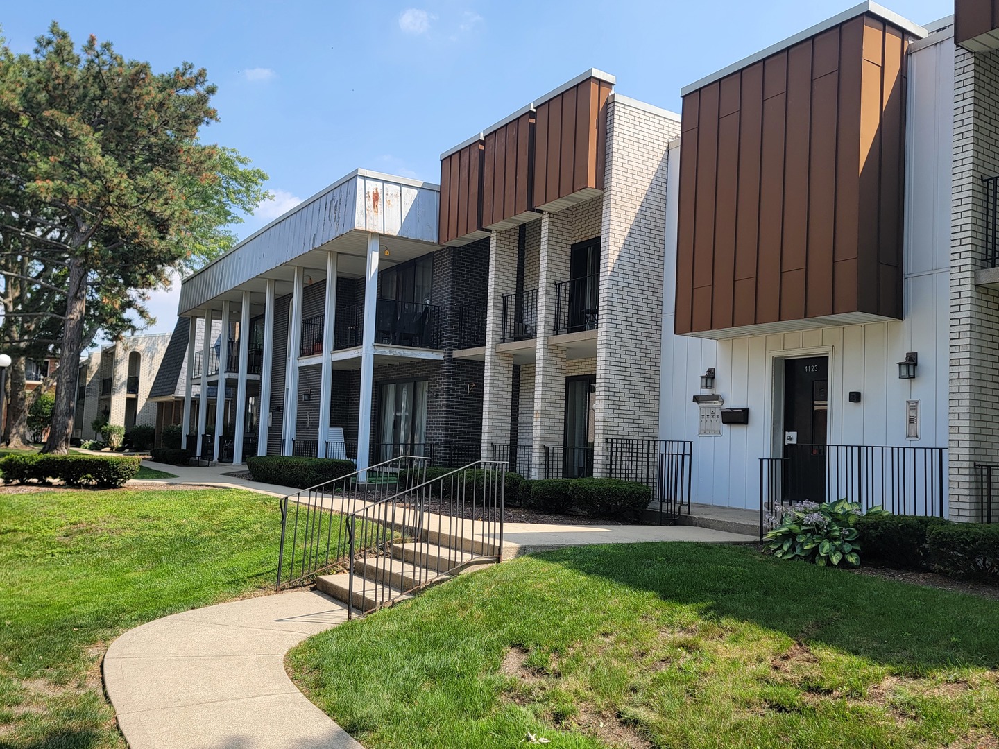 Oak Lawn, IL 60453