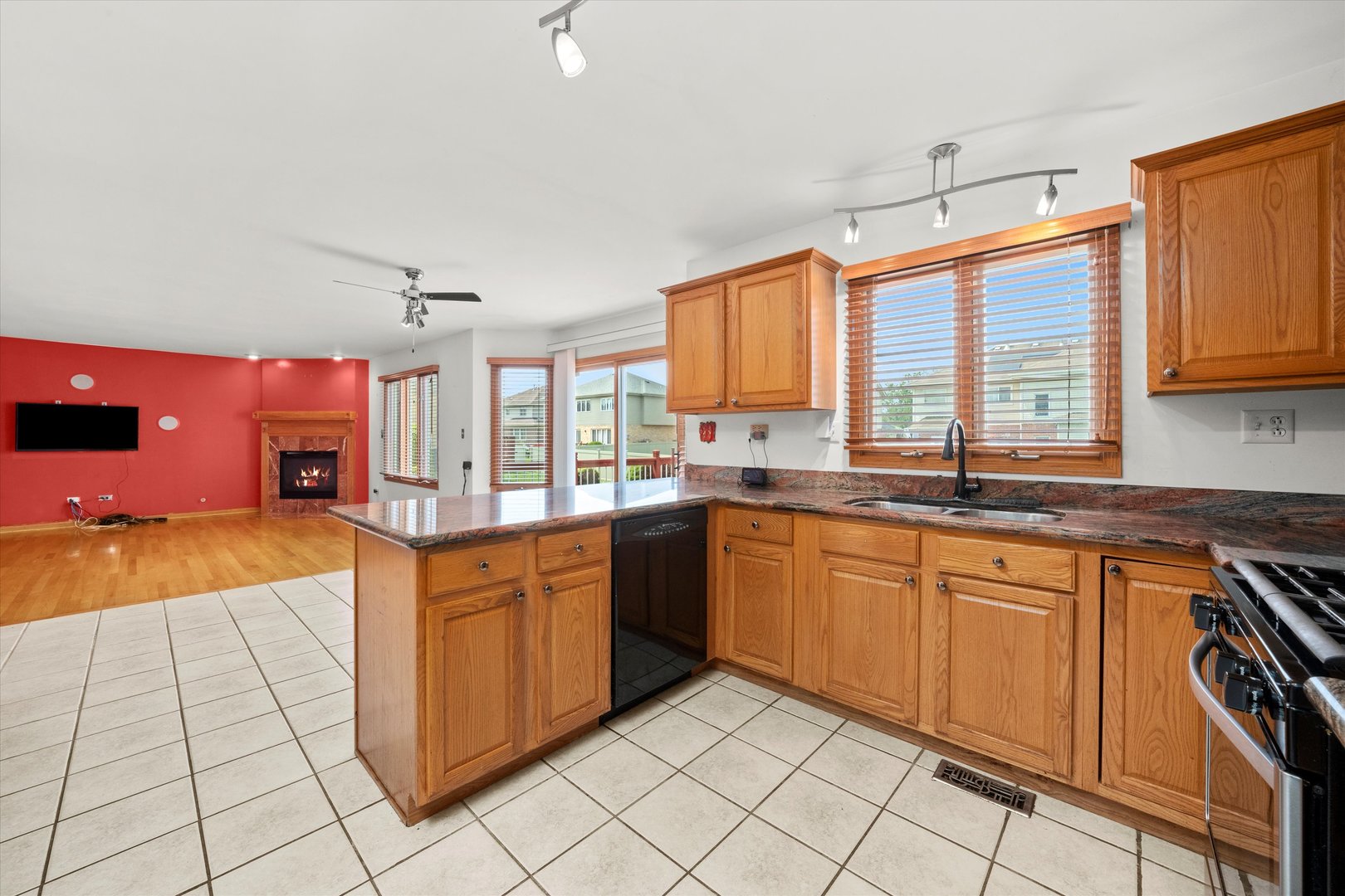 18528 Willow Avenue, Country Club Hills, IL 60478
