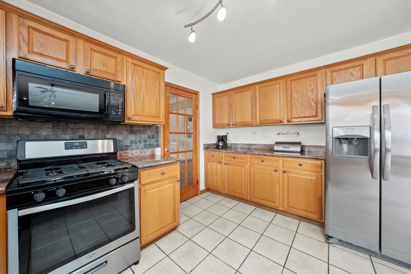 18528 Willow Avenue, Country Club Hills, IL 60478