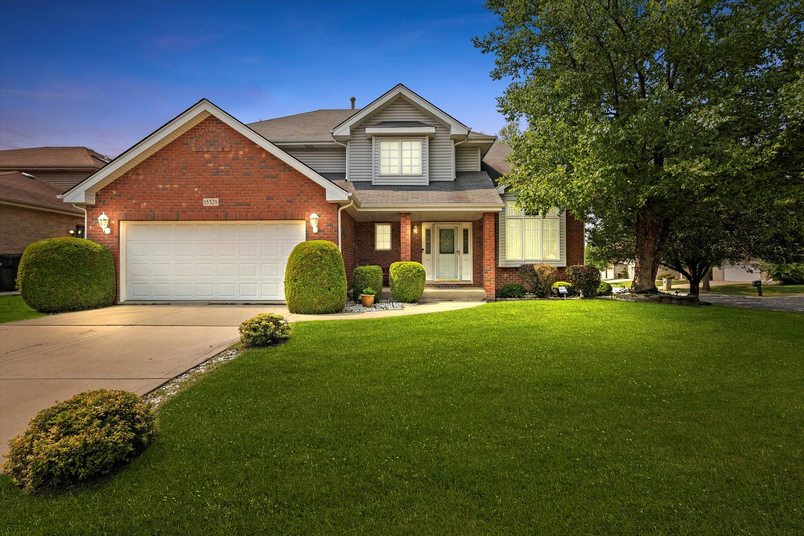 18528 Willow Avenue, Country Club Hills, IL 60478