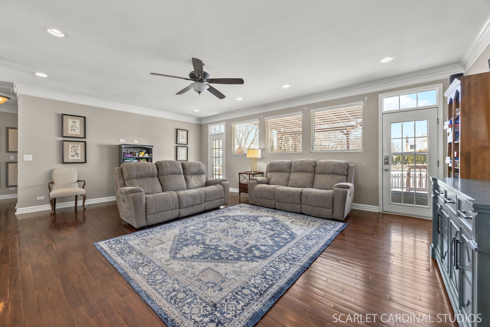 155 N Kingsway Drive, Aurora, IL 60506