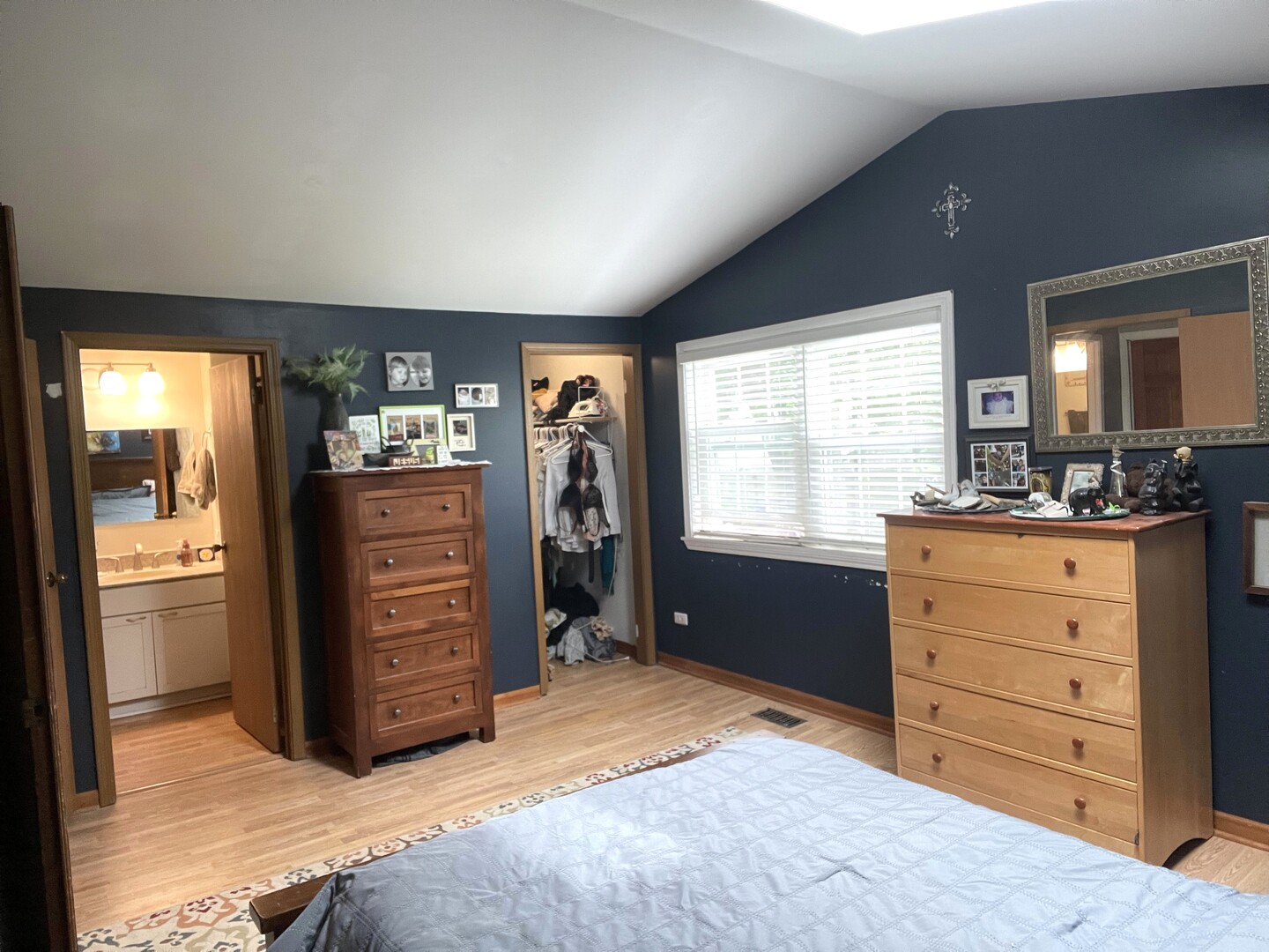 30W071 Kensington Drive, Warrenville, IL 60555