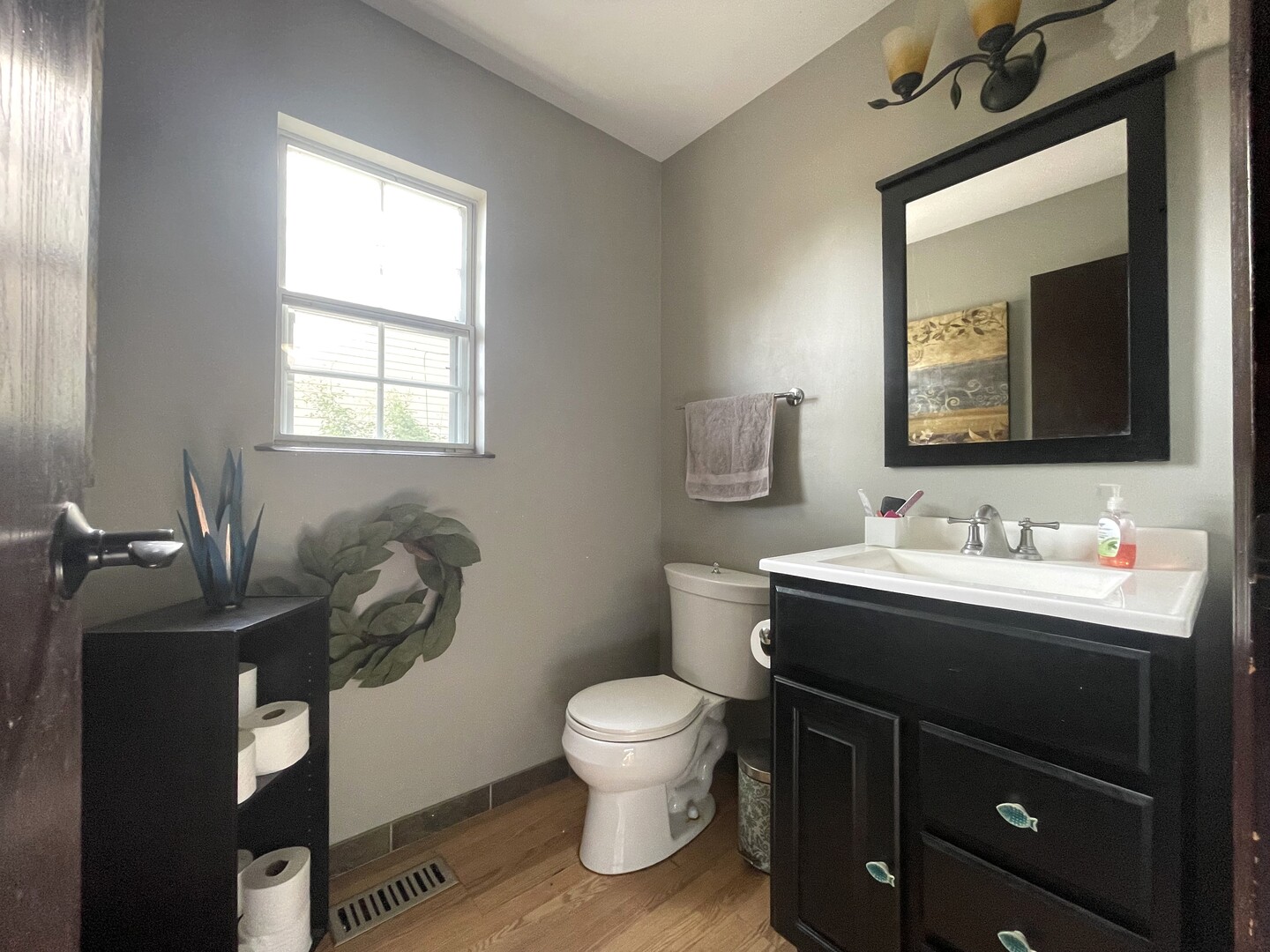 30W071 Kensington Drive, Warrenville, IL 60555