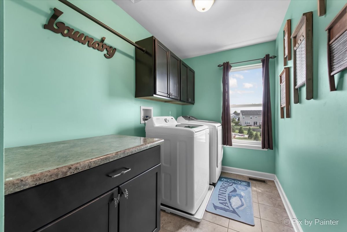 4106 Weaver Court, Oswego, IL 60543