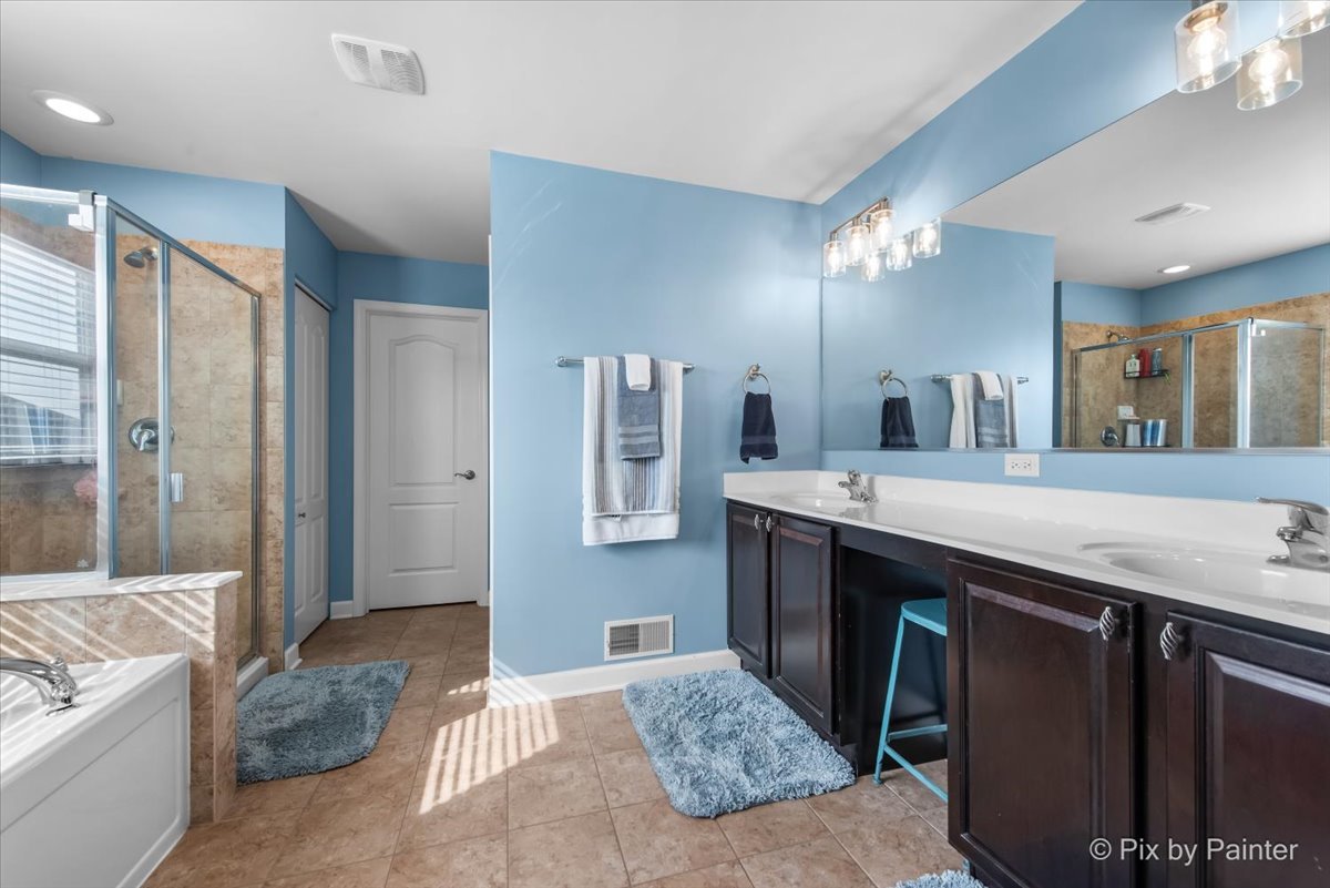 4106 Weaver Court, Oswego, IL 60543
