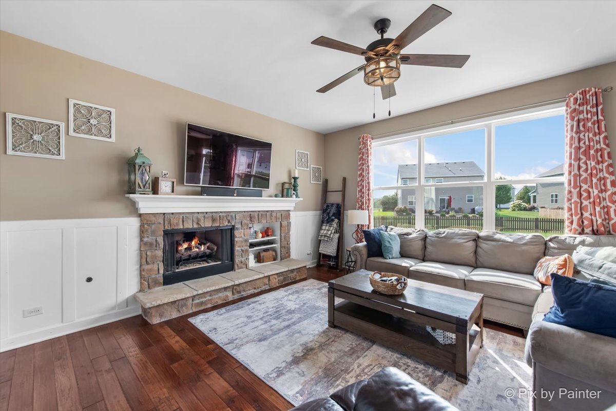 4106 Weaver Court, Oswego, IL 60543