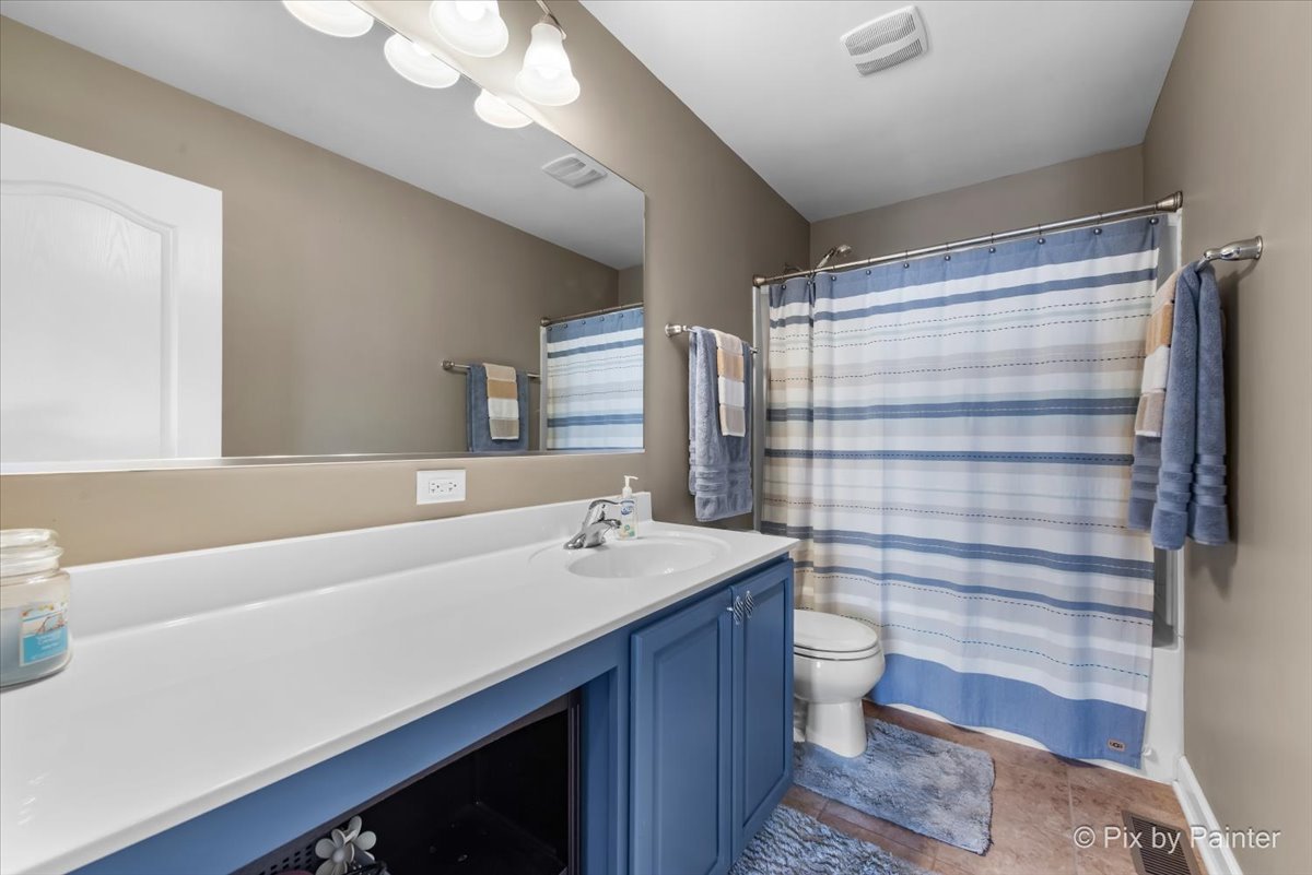 4106 Weaver Court, Oswego, IL 60543