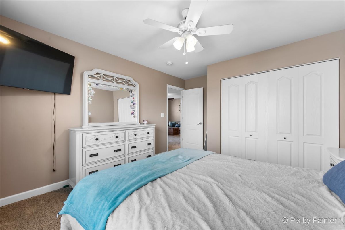 4106 Weaver Court, Oswego, IL 60543