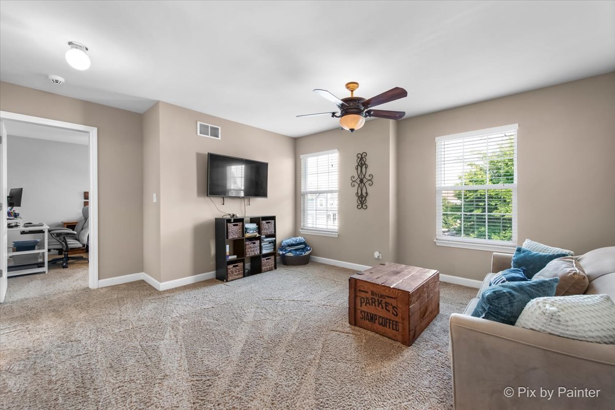 4106 Weaver Court, Oswego, IL 60543