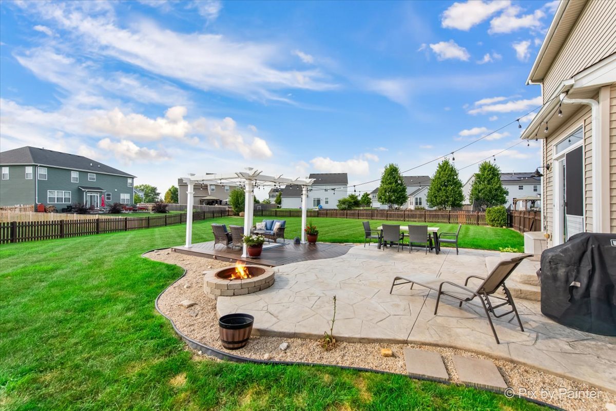 4106 Weaver Court, Oswego, IL 60543
