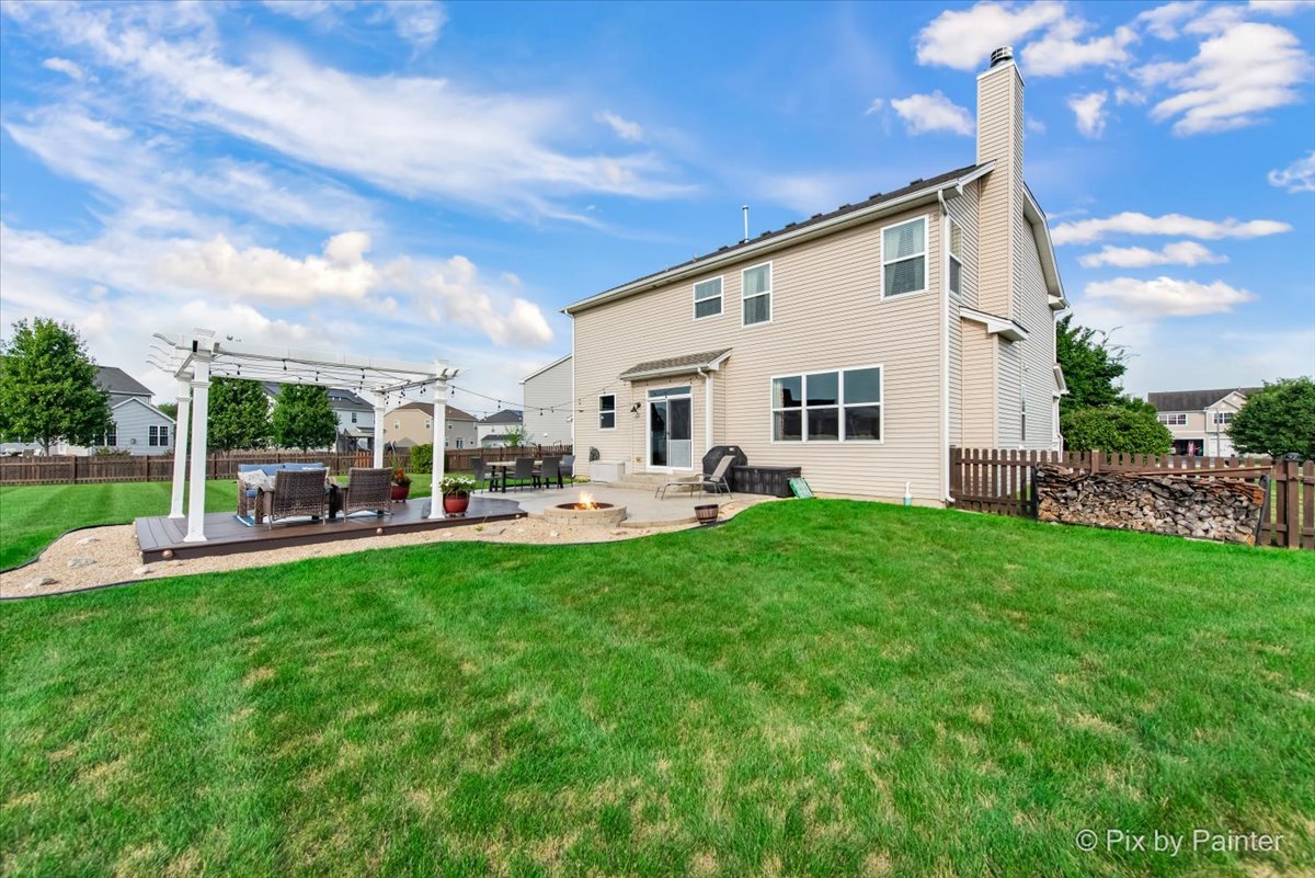 4106 Weaver Court, Oswego, IL 60543