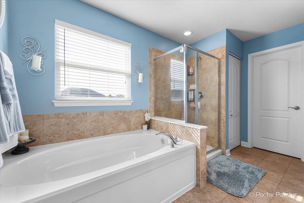 4106 Weaver Court, Oswego, IL 60543